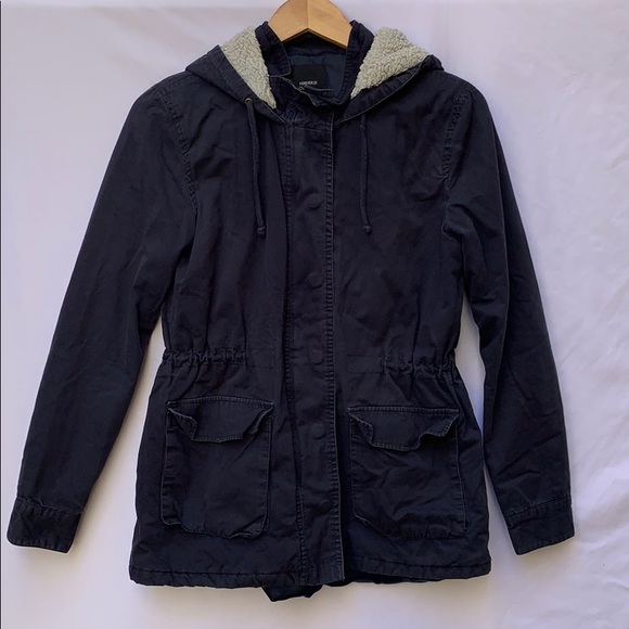 Sherpa Jacket - Picture 2 of 11